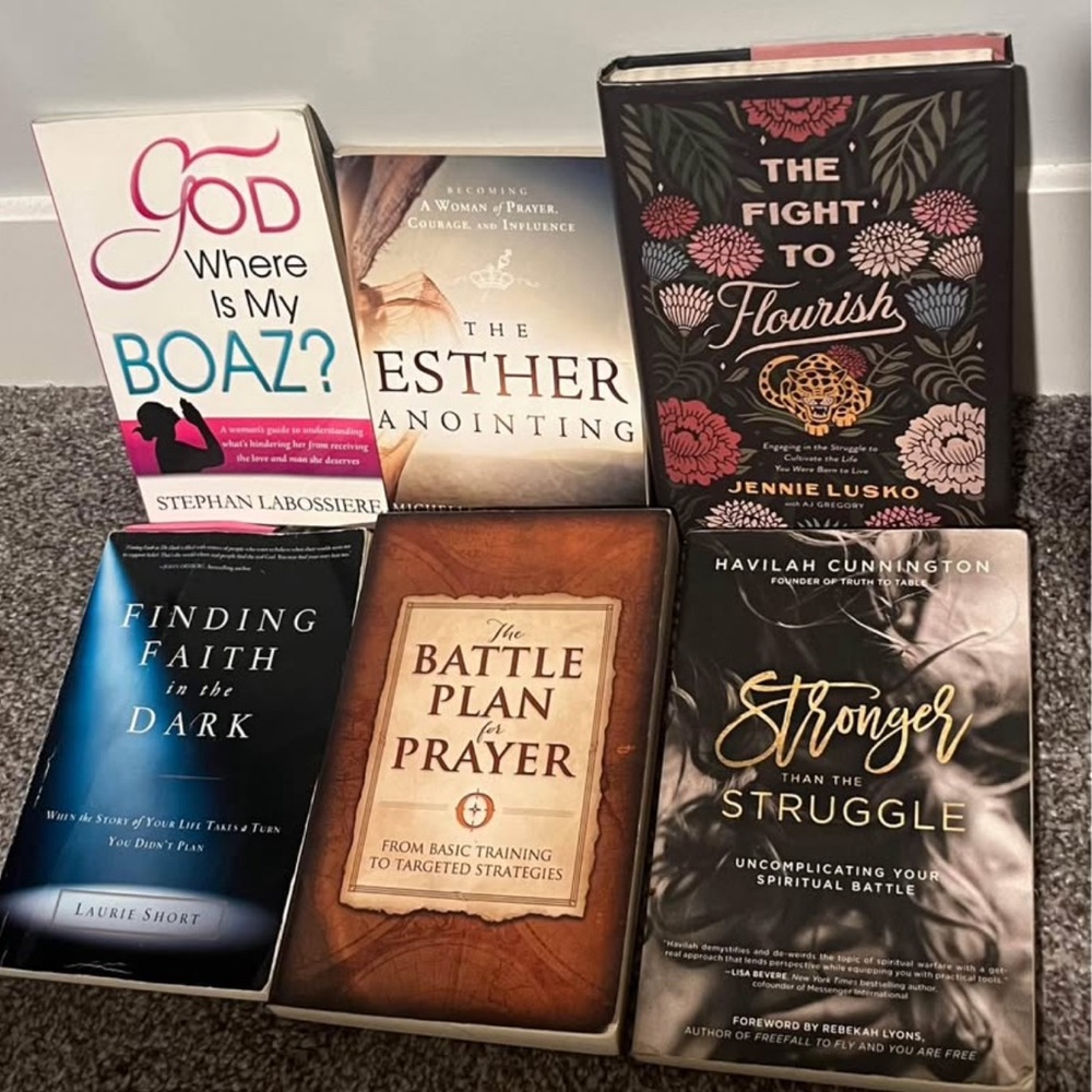 Book sale 📚